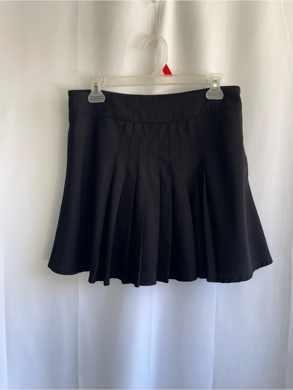 Women's Black Pleated Mini Skirt - Versatile Everyday Style - Picture 2 of 7